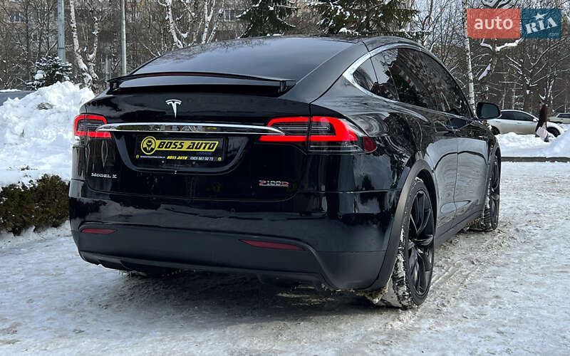 Позашляховик / Кросовер Tesla Model X 2018 в Львові