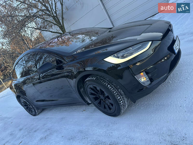 Внедорожник / Кроссовер Tesla Model X 2018 в Днепре