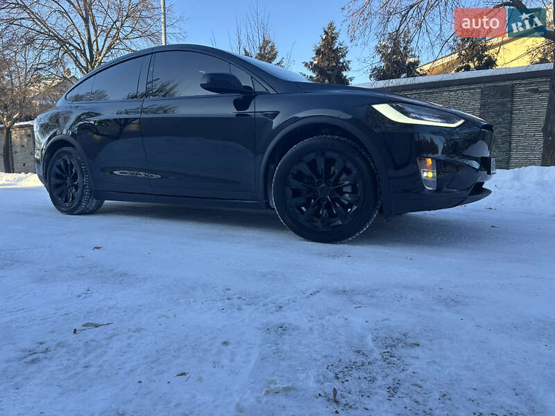 Внедорожник / Кроссовер Tesla Model X 2018 в Днепре