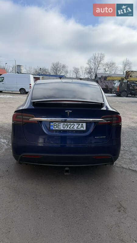 Внедорожник / Кроссовер Tesla Model X 2019 в Николаеве