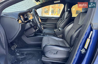 Внедорожник / Кроссовер Tesla Model X 2018 в Киеве