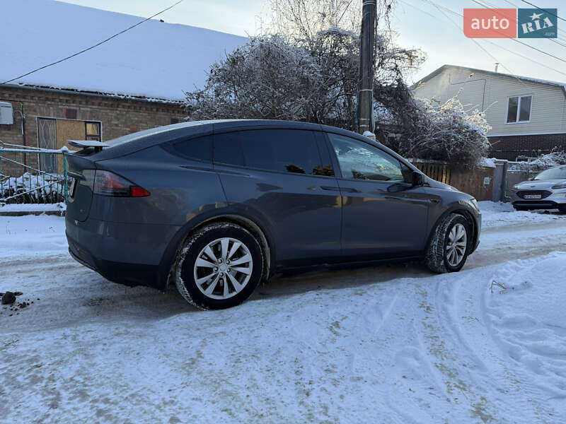 Позашляховик / Кросовер Tesla Model X 2016 в Києві