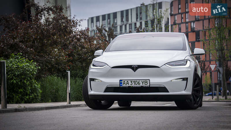 Внедорожник / Кроссовер Tesla Model X 2022 в Киеве