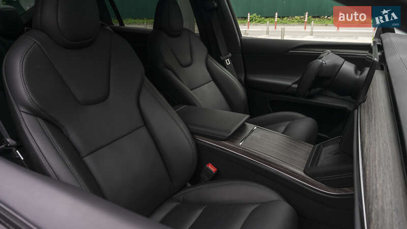 Внедорожник / Кроссовер Tesla Model X 2022 в Киеве