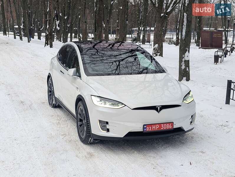 Внедорожник / Кроссовер Tesla Model X 2017 в Киеве фото Внедорожник / Кроссовер Tesla Model X 2017 в Киеве