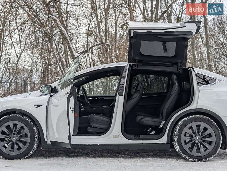 Внедорожник / Кроссовер Tesla Model X 2017 в Киеве фото 28 Внедорожник / Кроссовер Tesla Model X 2017 в Киеве