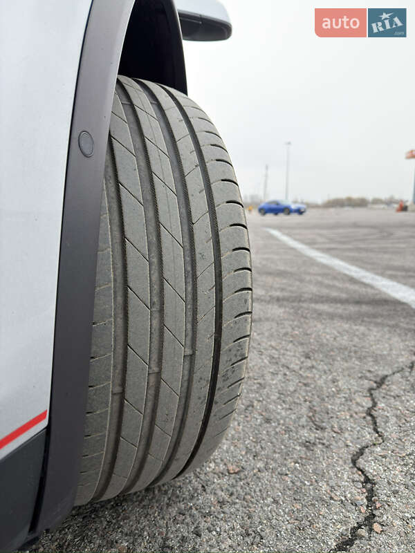 Внедорожник / Кроссовер Tesla Model X 2017 в Львове фото 31 Внедорожник / Кроссовер Tesla Model X 2017 в Львове