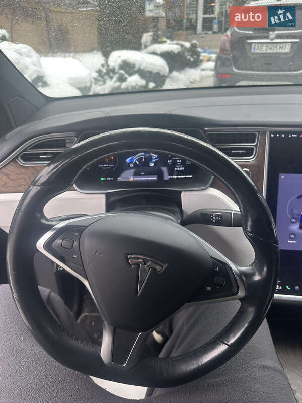 Внедорожник / Кроссовер Tesla Model X 2016 в Днепре