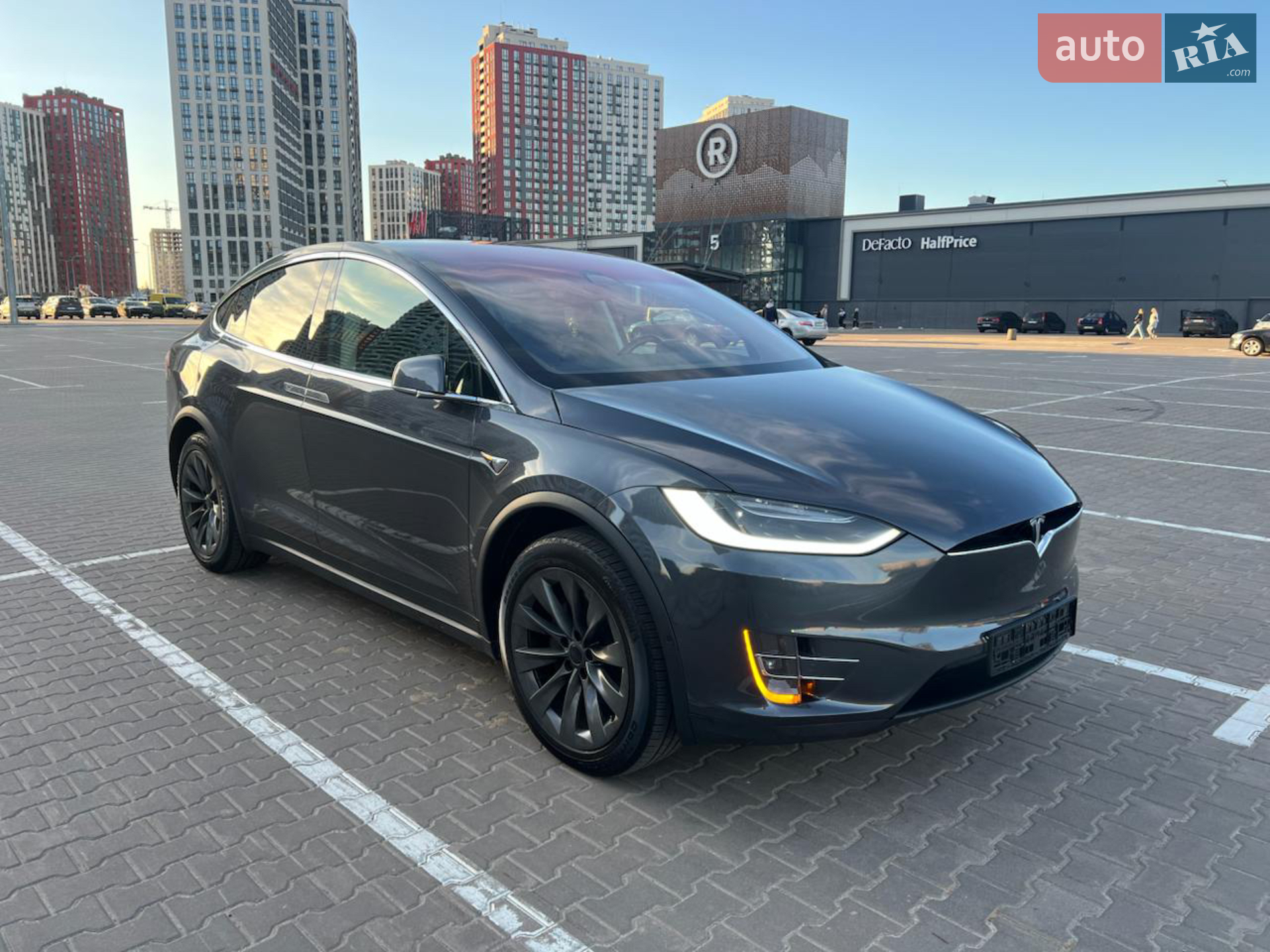 2018 Tesla Model X - мініатюра 3