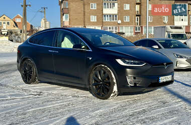 Внедорожник / Кроссовер Tesla Model X 2019 в Киеве