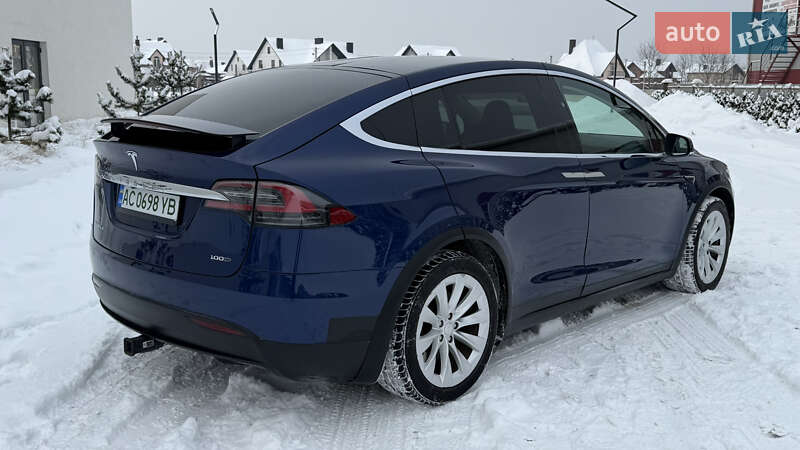 Внедорожник / Кроссовер Tesla Model X 2017 в Луцке