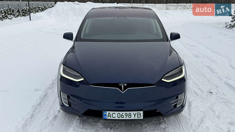 Внедорожник / Кроссовер Tesla Model X 2017 в Луцке