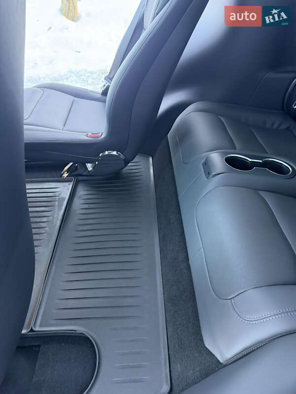 Позашляховик / Кросовер Tesla Model X 2022 в Тернополі