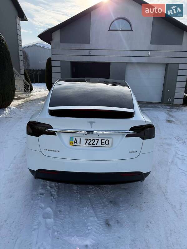 Внедорожник / Кроссовер Tesla Model X 2018 в Белой Церкви