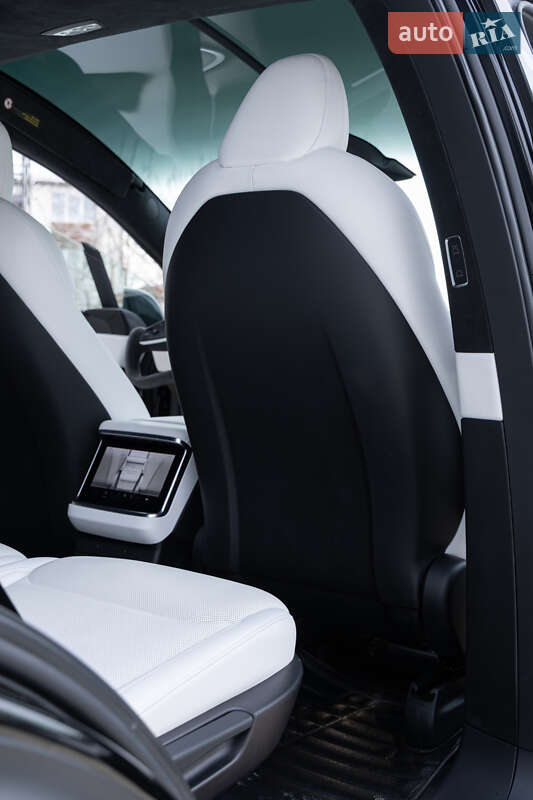 Внедорожник / Кроссовер Tesla Model X 2022 в Харькове