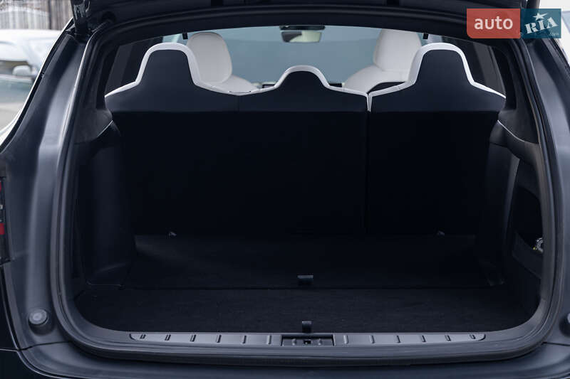 Внедорожник / Кроссовер Tesla Model X 2022 в Харькове