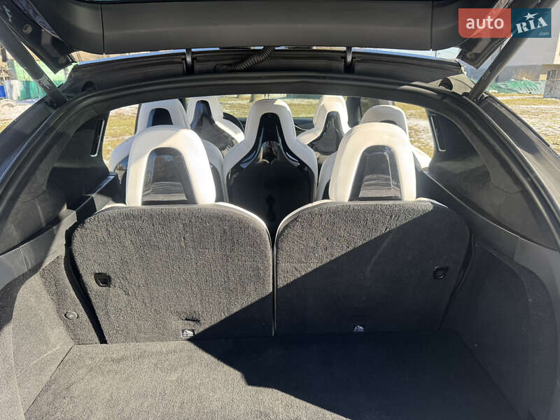 Внедорожник / Кроссовер Tesla Model X 2016 в Днепре