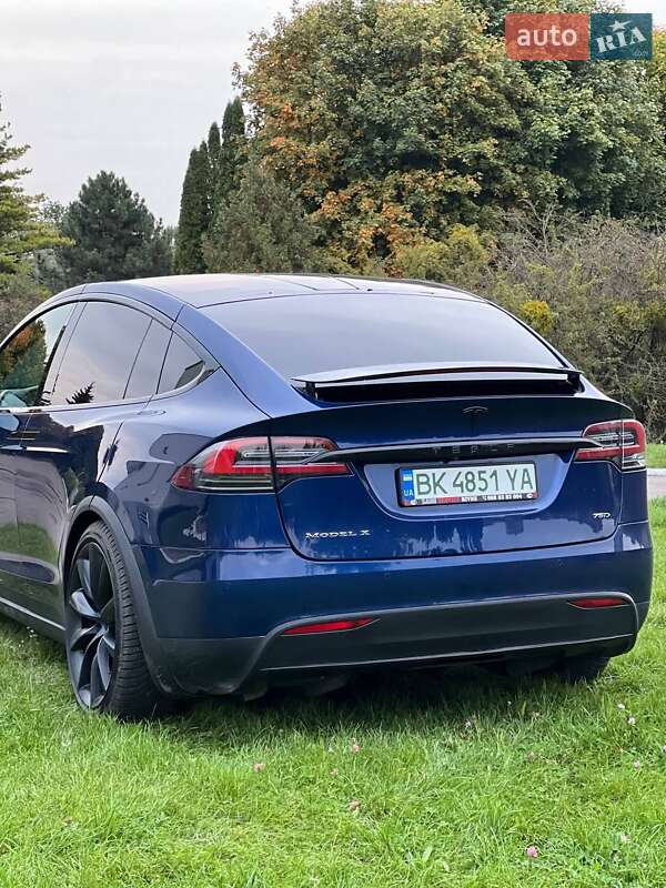 Позашляховик / Кросовер Tesla Model X 2016 в Рівному фото 13 Позашляховик / Кросовер Tesla Model X 2016 в Рівному