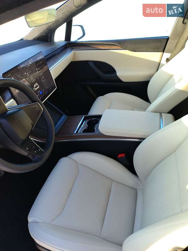 Позашляховик / Кросовер Tesla Model X 2022 в Рівному