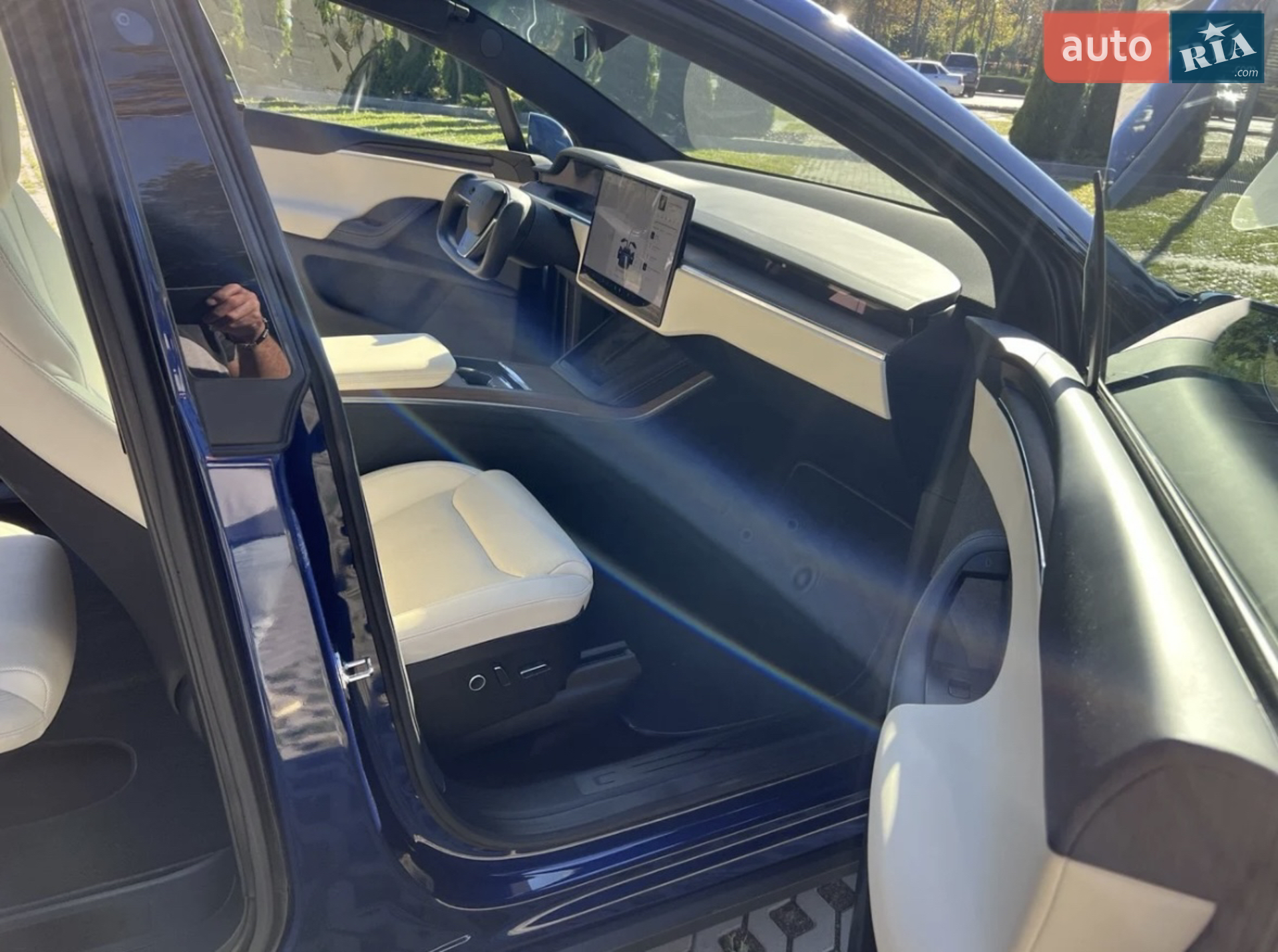 2021 Tesla Model X - мініатюра 20