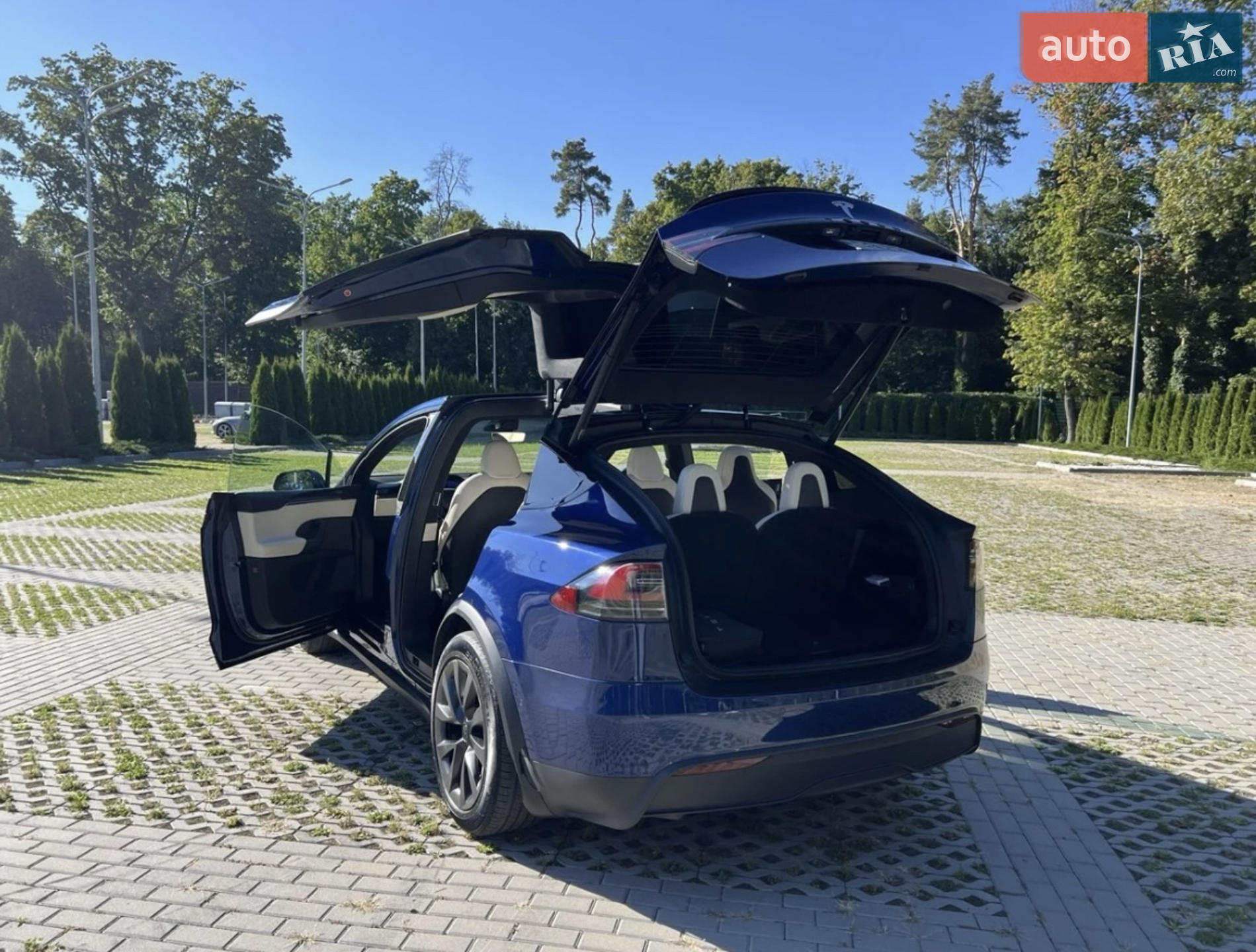 2021 Tesla Model X - мініатюра 22