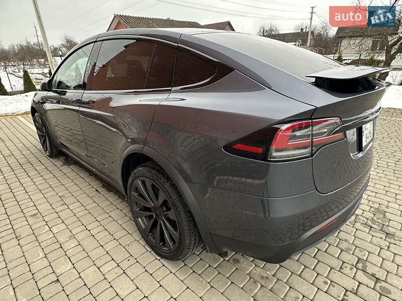 Позашляховик / Кросовер Tesla Model X 2023 в Ратному