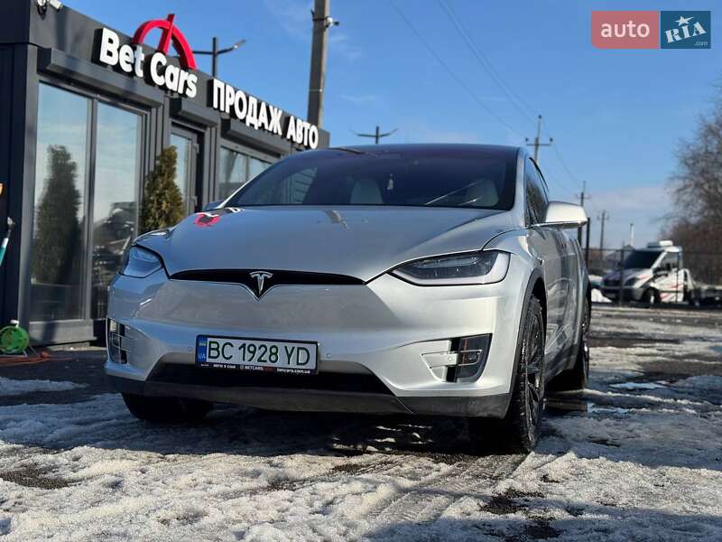 Позашляховик / Кросовер Tesla Model X 2017 в Львові фото 2 Позашляховик / Кросовер Tesla Model X 2017 в Львові