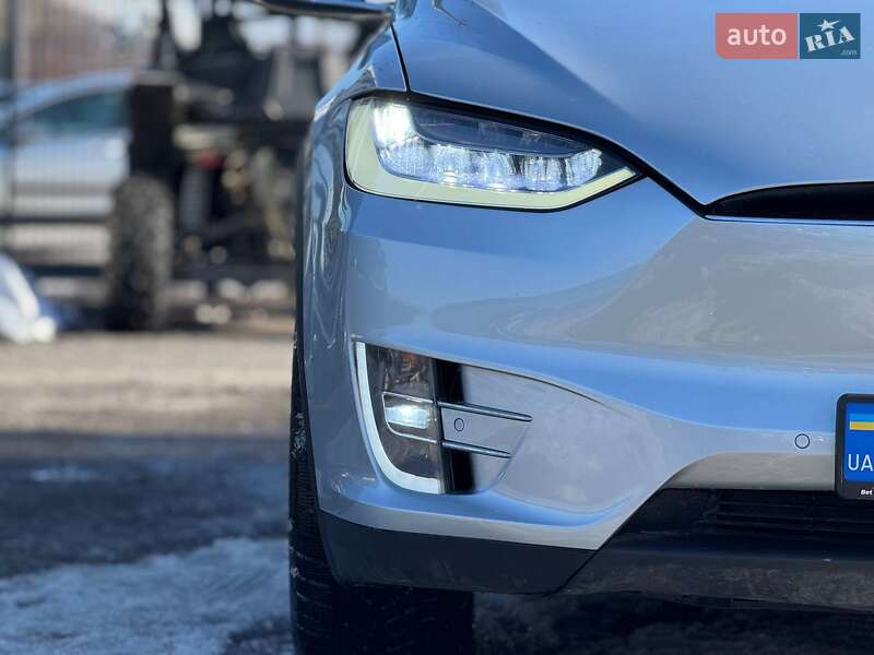 Позашляховик / Кросовер Tesla Model X 2017 в Львові фото 9 Позашляховик / Кросовер Tesla Model X 2017 в Львові