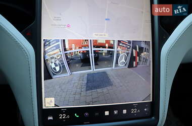 Внедорожник / Кроссовер Tesla Model X 2019 в Львове