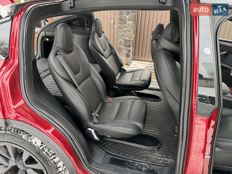 Позашляховик / Кросовер Tesla Model X 2024 в Києві