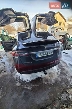 Внедорожник / Кроссовер Tesla Model X 2016 в Черкассах