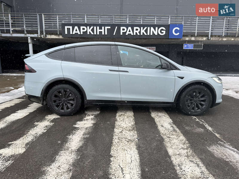 Внедорожник / Кроссовер Tesla Model X 2018 в Киеве