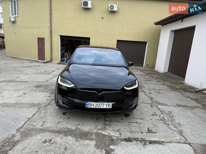 Позашляховик / Кросовер Tesla Model X 2016 в Одесі