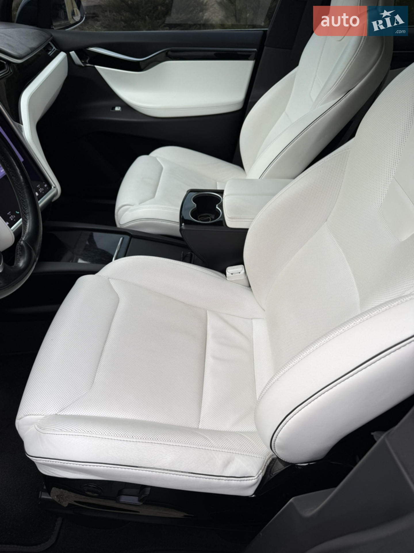 2016 Tesla Model X - мініатюра 8