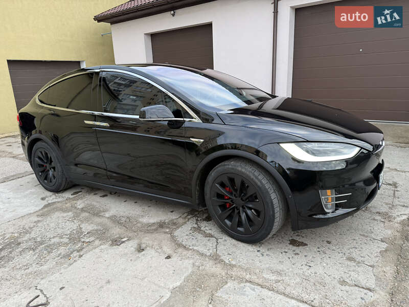 Позашляховик / Кросовер Tesla Model X 2016 в Одесі