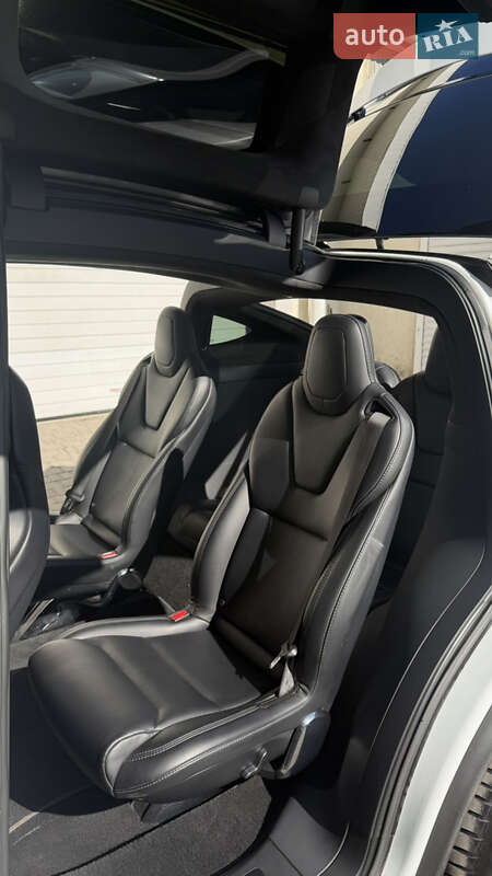 Позашляховик / Кросовер Tesla Model X 2020 в Одесі фото 15 Позашляховик / Кросовер Tesla Model X 2020 в Одесі