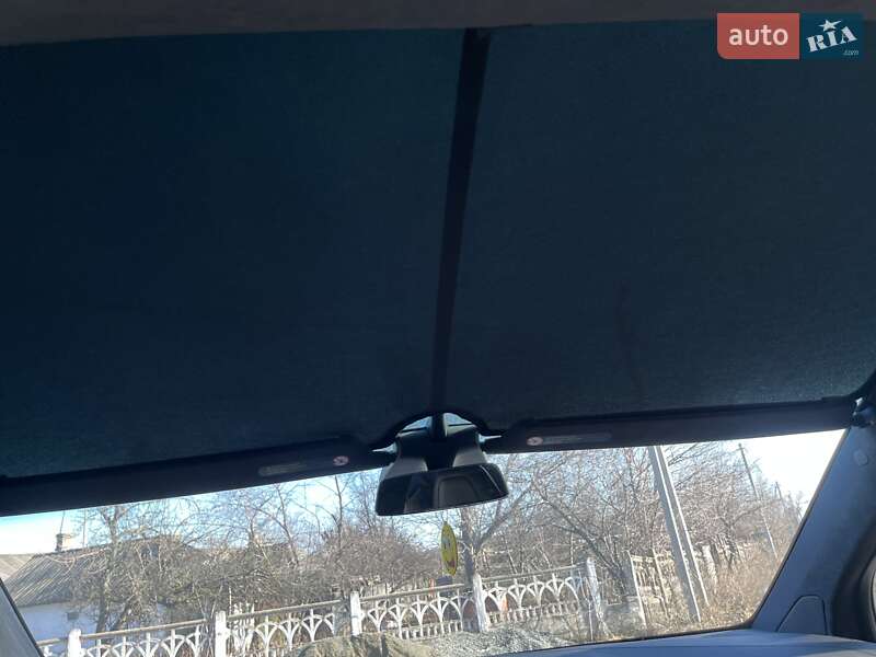 Позашляховик / Кросовер Tesla Model X 2019 в Саврані