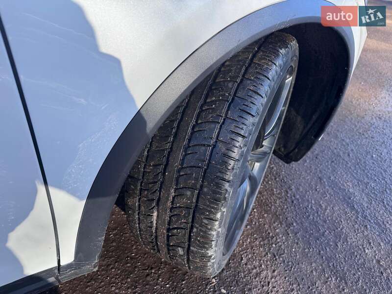 Позашляховик / Кросовер Tesla Model X 2020 в Львові