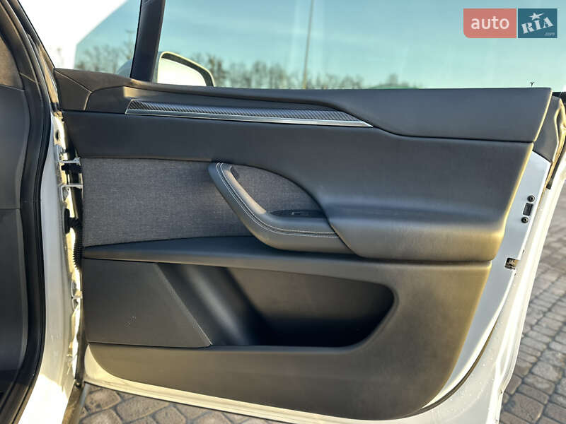 Позашляховик / Кросовер Tesla Model X 2022 в Бродах