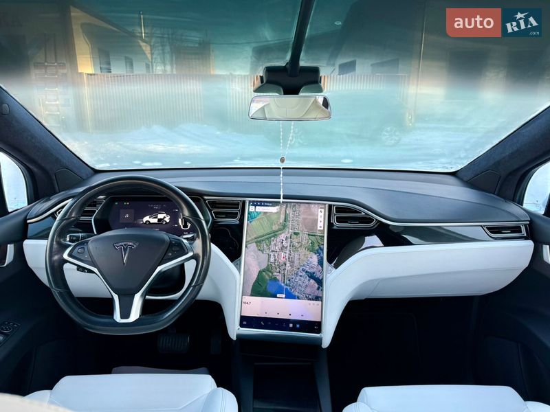 Внедорожник / Кроссовер Tesla Model X 2017 в Тернополе