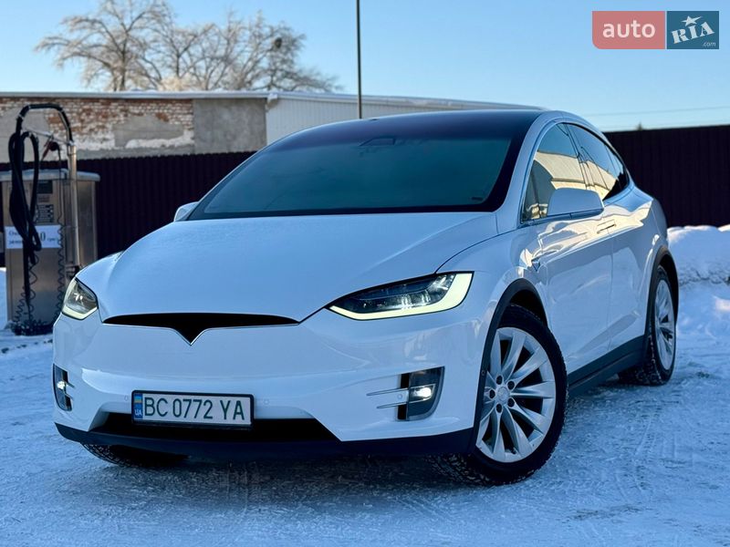Внедорожник / Кроссовер Tesla Model X 2017 в Тернополе