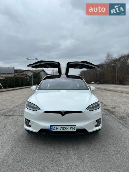 Внедорожник / Кроссовер Tesla Model X 2018 в Днепре