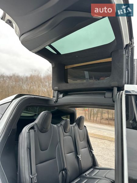 Внедорожник / Кроссовер Tesla Model X 2018 в Днепре