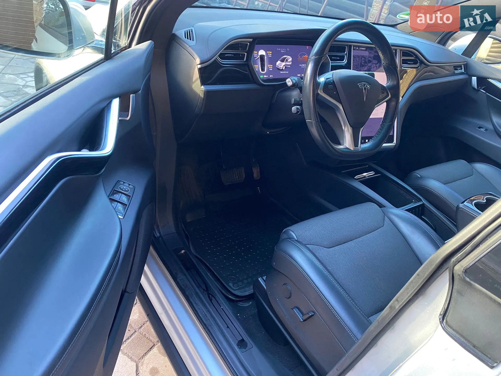 2018 Tesla Model X - мініатюра 39