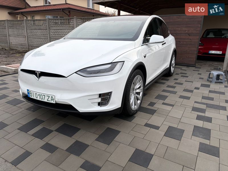 Внедорожник / Кроссовер Tesla Model X 2017 в Днепре
