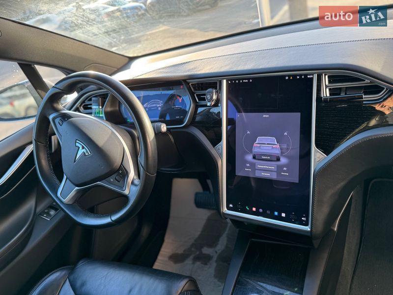 Внедорожник / Кроссовер Tesla Model X 2016 в Днепре