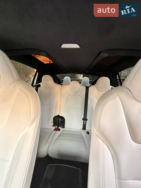 Внедорожник / Кроссовер Tesla Model X 2019 в Львове