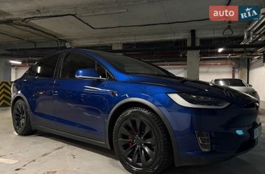 Внедорожник / Кроссовер Tesla Model X 2019 в Киеве