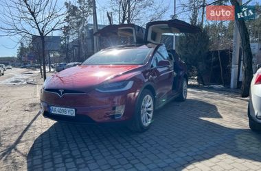 Позашляховик / Кросовер Tesla Model X 2016 в Бучі