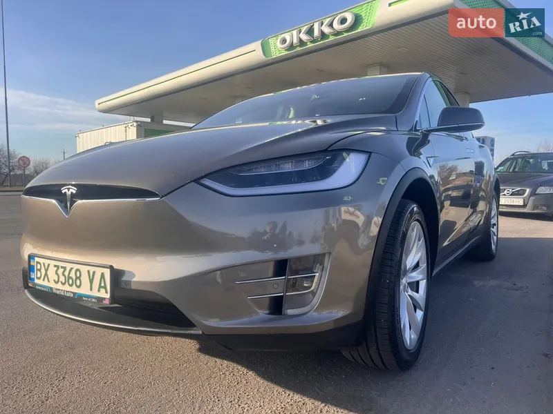 Tesla Model X
